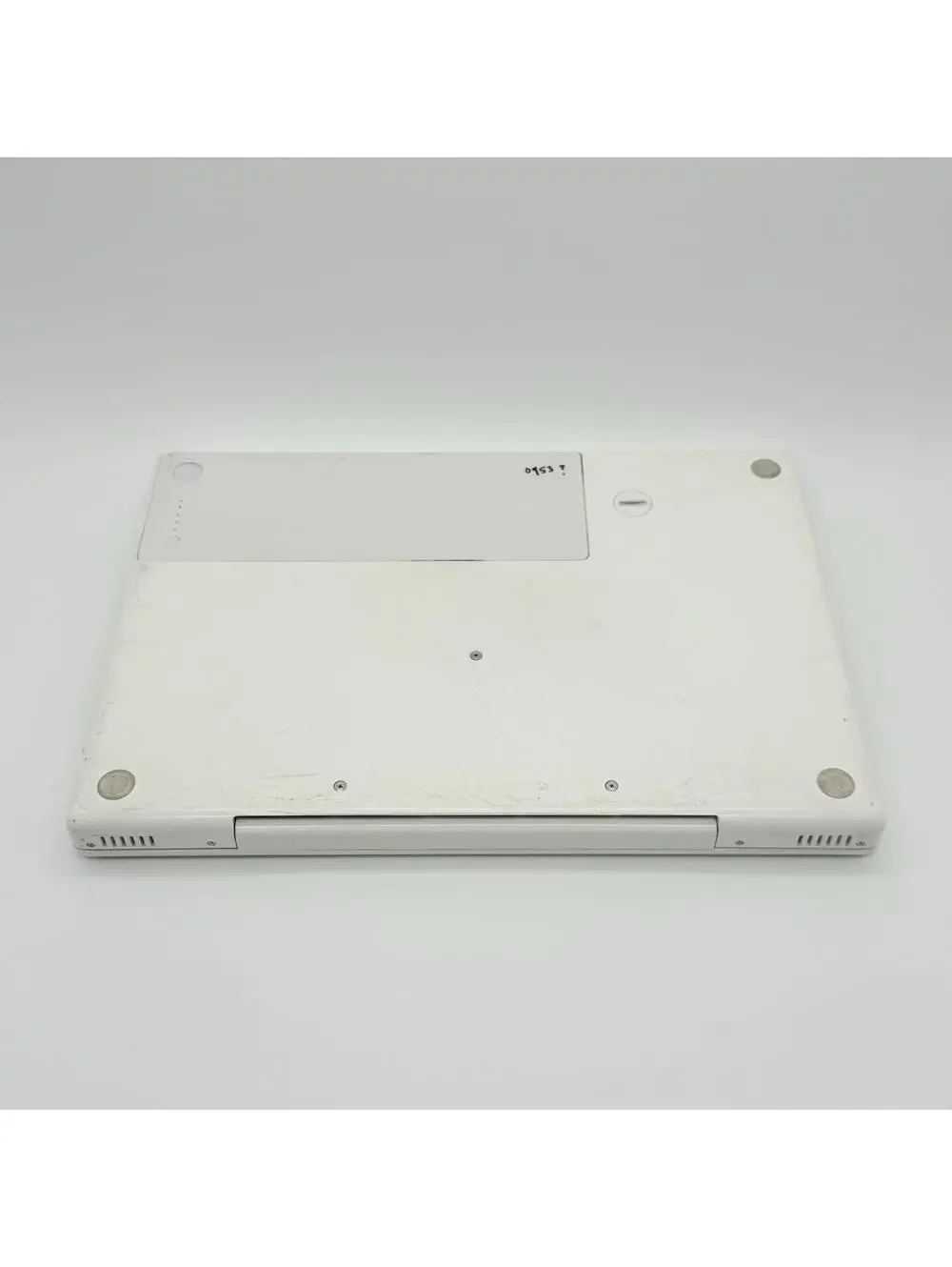 Apple MacBook A1181 2006 Laptop Parts Only White Vintage Notebook Boot Loop